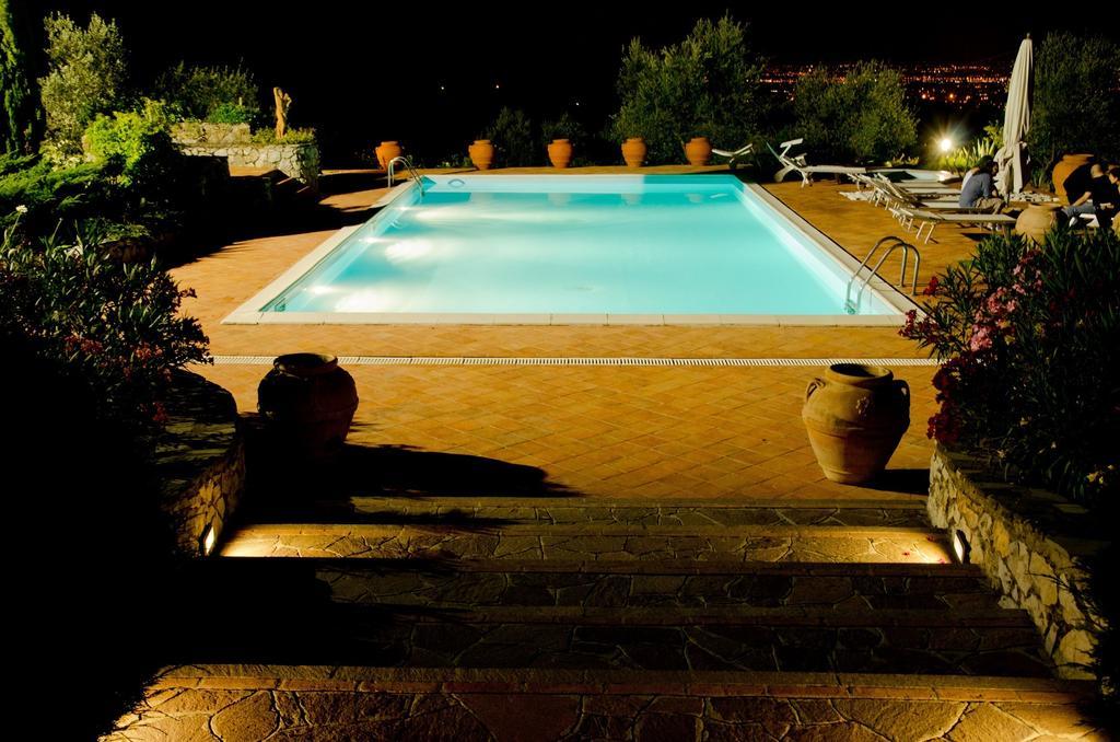 B&B Serena Prato Exteriör bild