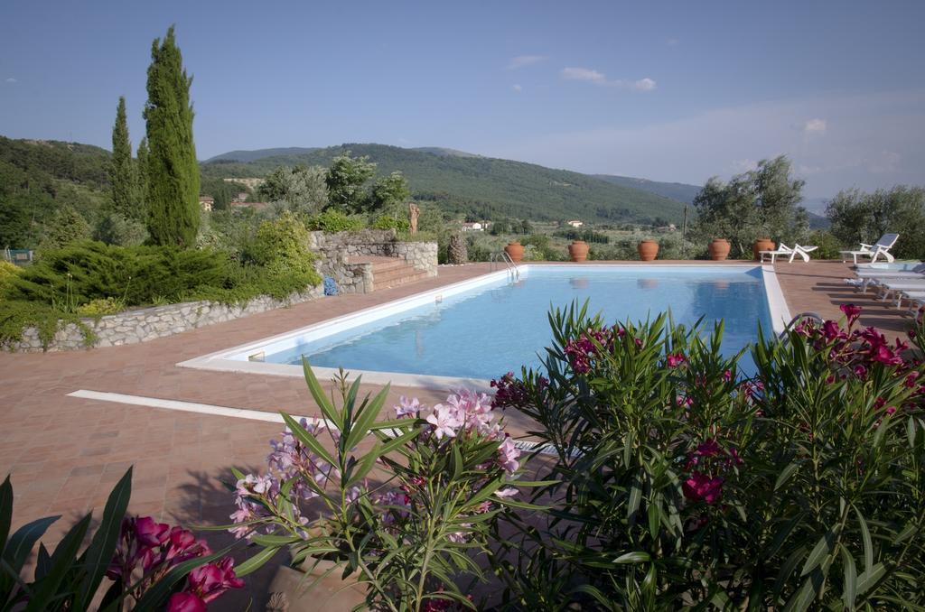 B&B Serena Prato Exteriör bild