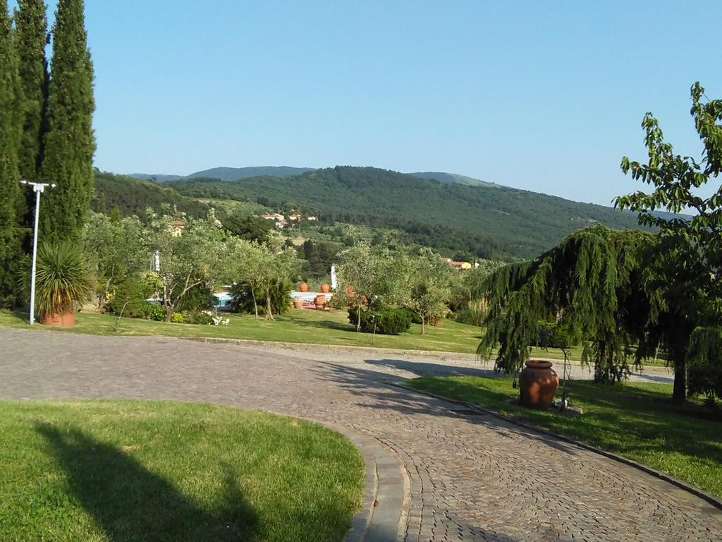 B&B Serena Prato Exteriör bild